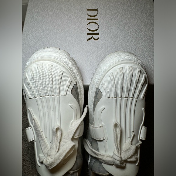 Dior ID Reflective Sneakers - Picture 5 of 6